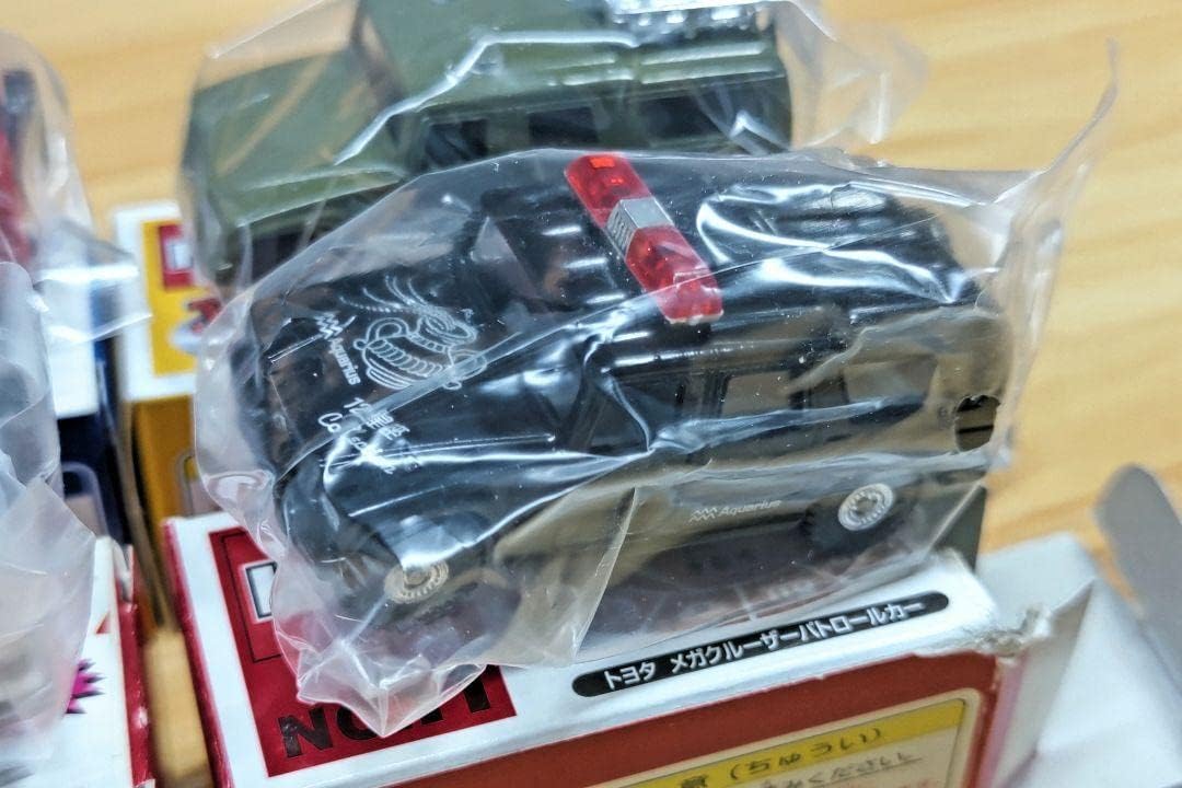 トミカ メガクルーザーセット パトカー 消防指揮車他 トミ メガクルーザーセット パトカー 消防指揮車他 トミカの働く車を